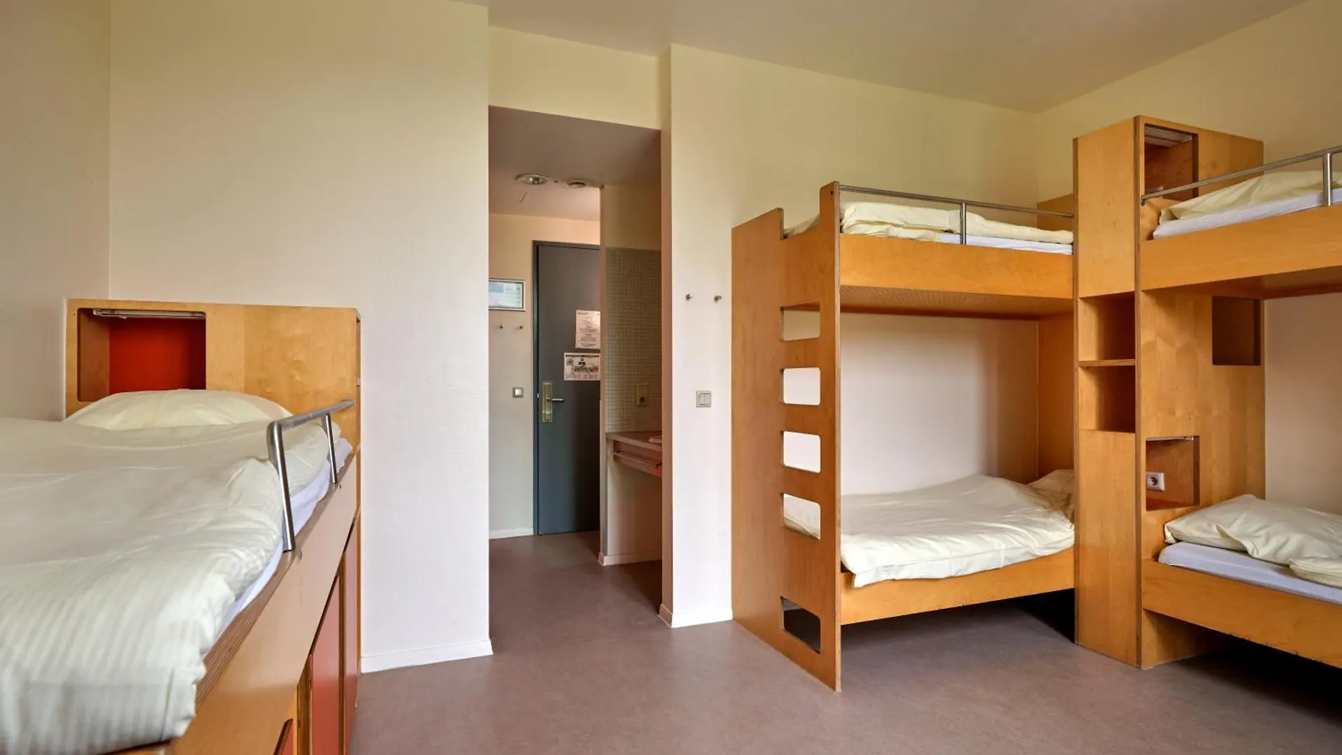 Youth Hostel Echternach 0*,